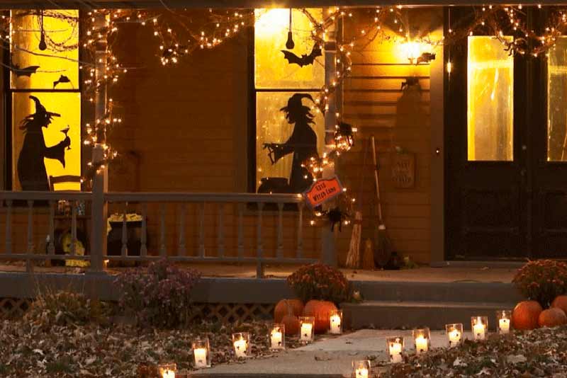 outdoor Halloween decorations