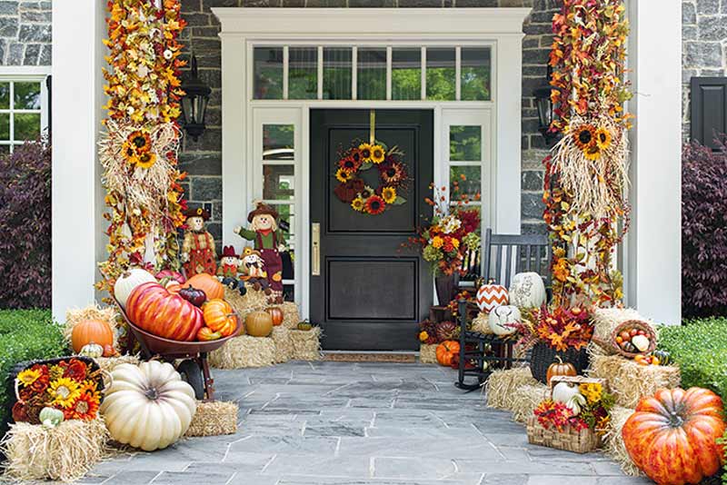 outdoor Halloween decorations