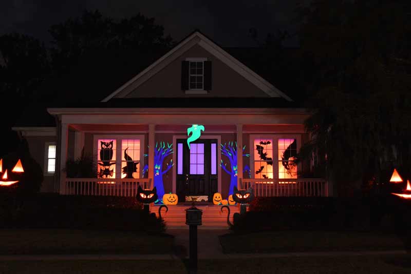 outdoor Halloween decorations